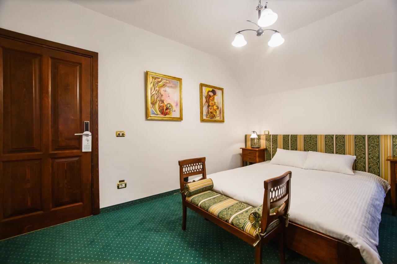Casa 3 Guesthouse ออราแด ภายนอก รูปภาพ