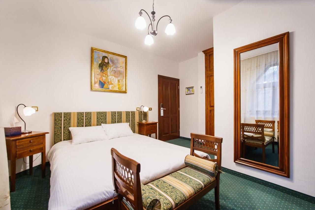 Casa 3 Guesthouse ออราแด ภายนอก รูปภาพ